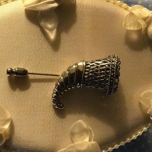 STERLING SILVER CORNUCOPIA/POSEY HOLDER PIN